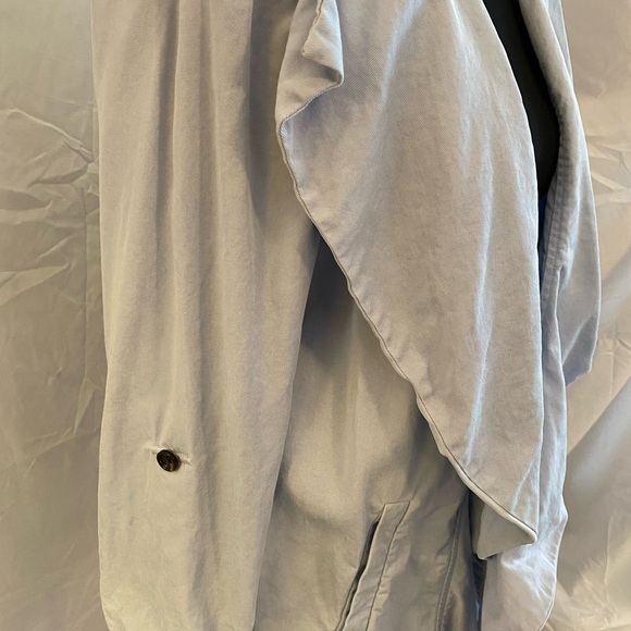 Chico's Soft Blue Women's Blazer - Picture 8 of 9